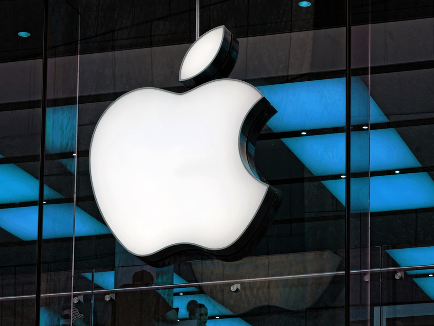 Infografiki  Apple Logo: Jak się zmienił