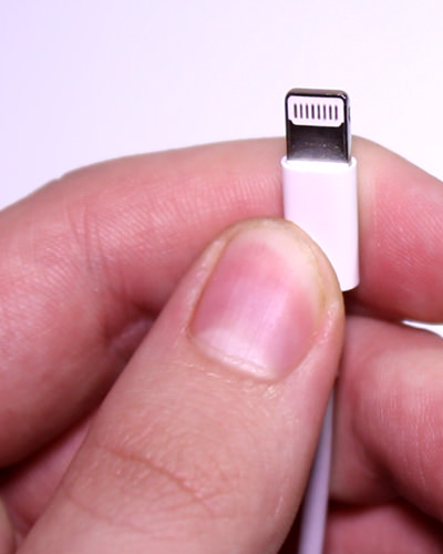 Jak odróżnić oryginalny kabel Apple Lightning z kopii