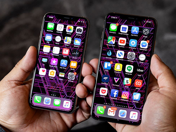 Jak korzystać z dwóch kart SIM w iPhone 11 / XR / XS i iPhone 12