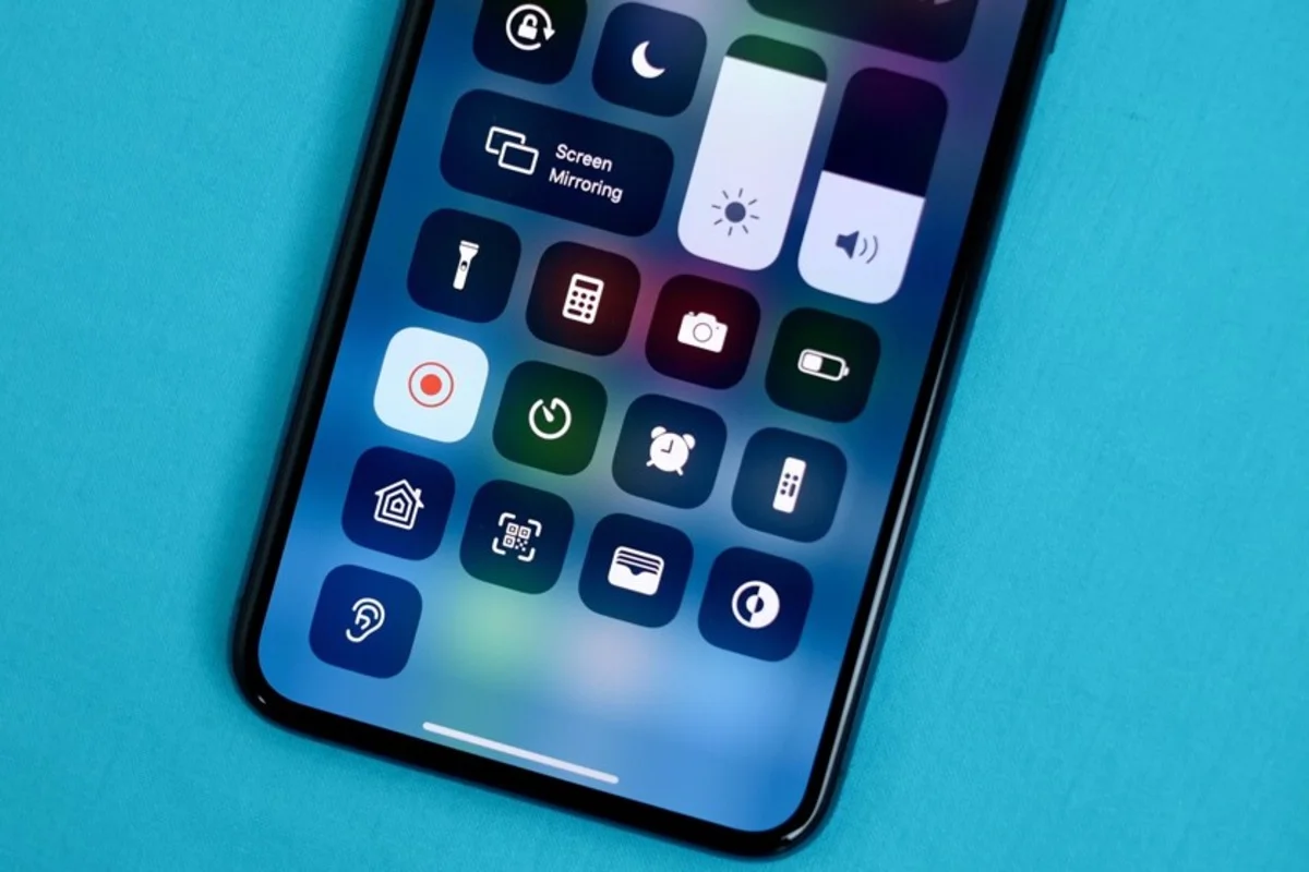 Jak wyłączyć wyciszenie nagrywania ekranu na iPhone i iPad