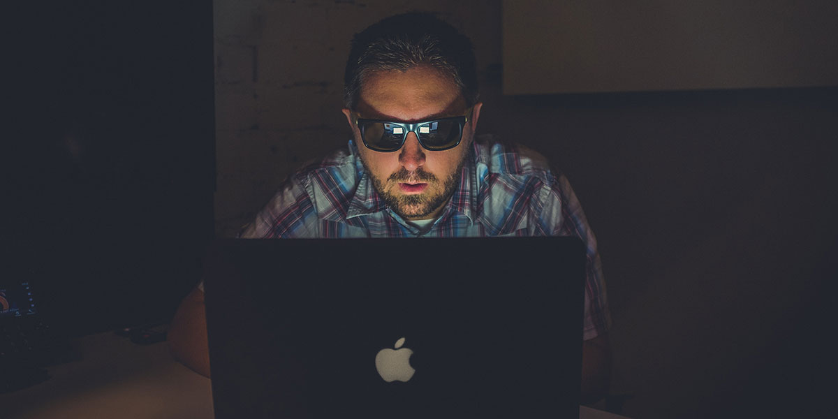 Jak chronić dane osobowe i informacje w Internecie