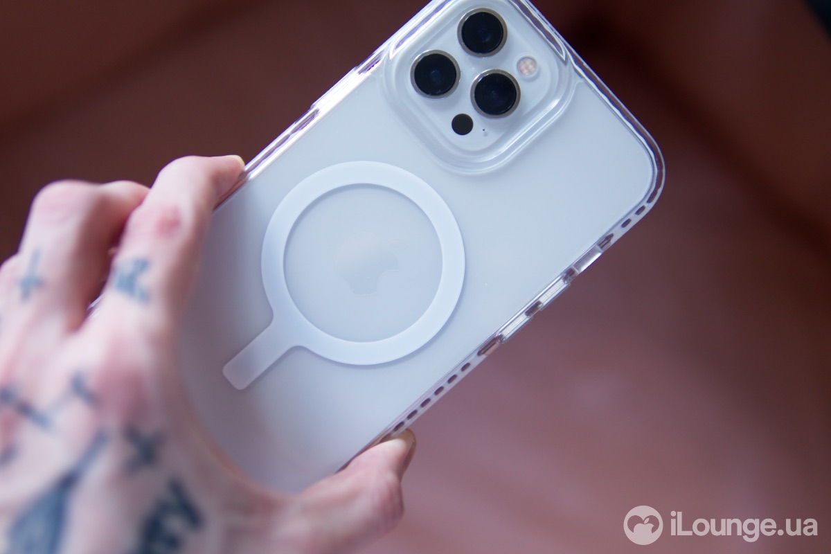 Przypadki porównanie dla iPhone 12 Pro Max: OneLounge 1mag i ESR Ice Shield, Halolock