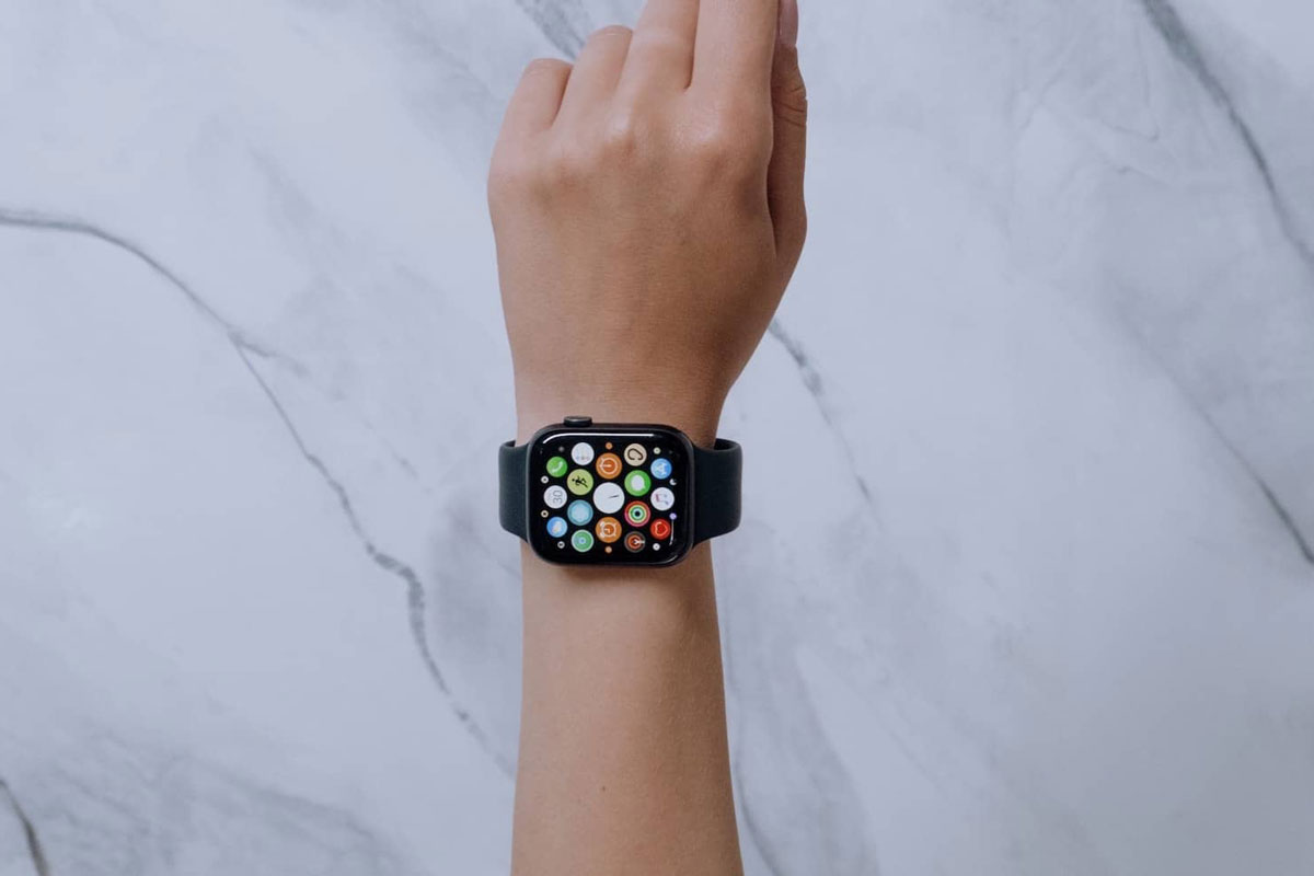 Analityk : Apple Watch ON 10 Lata przed konkurentami