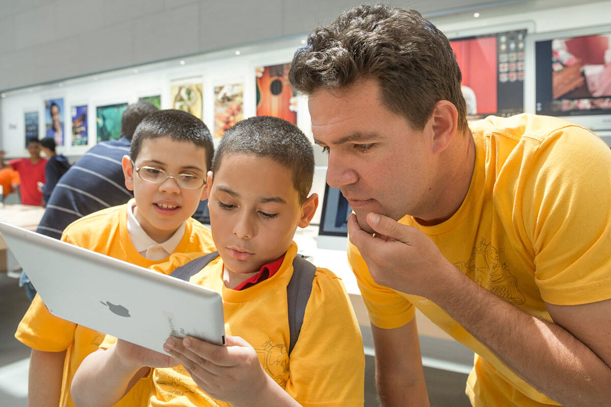 Apple Otwiera rejestrację do obozu dziecięcego szkolenie Apple Camp