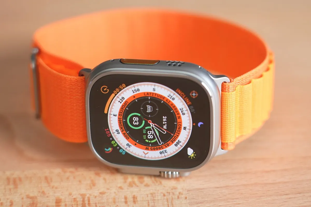Apple wypuści Apple Watch Ultra 2 i tanie słuchawki AirPods w 2024 roku