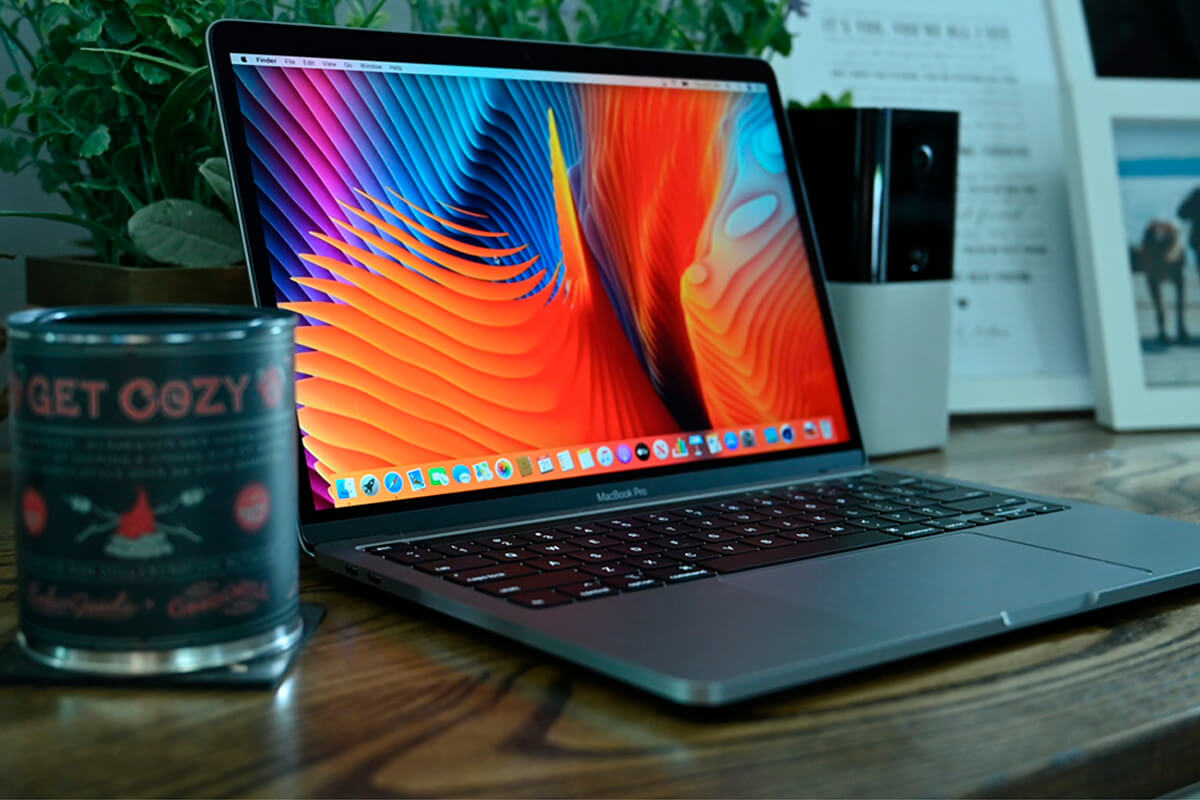 Słuchaj - Apple zwolni 2,5 MIng MacBook na Apple Silicon do lutego 2021
