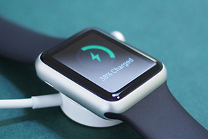 Oglądaj Apple Watch 2 otrzyma lepszą baterię