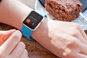 Połączenia za pomocą Apple Watch, powinienem czekać ?