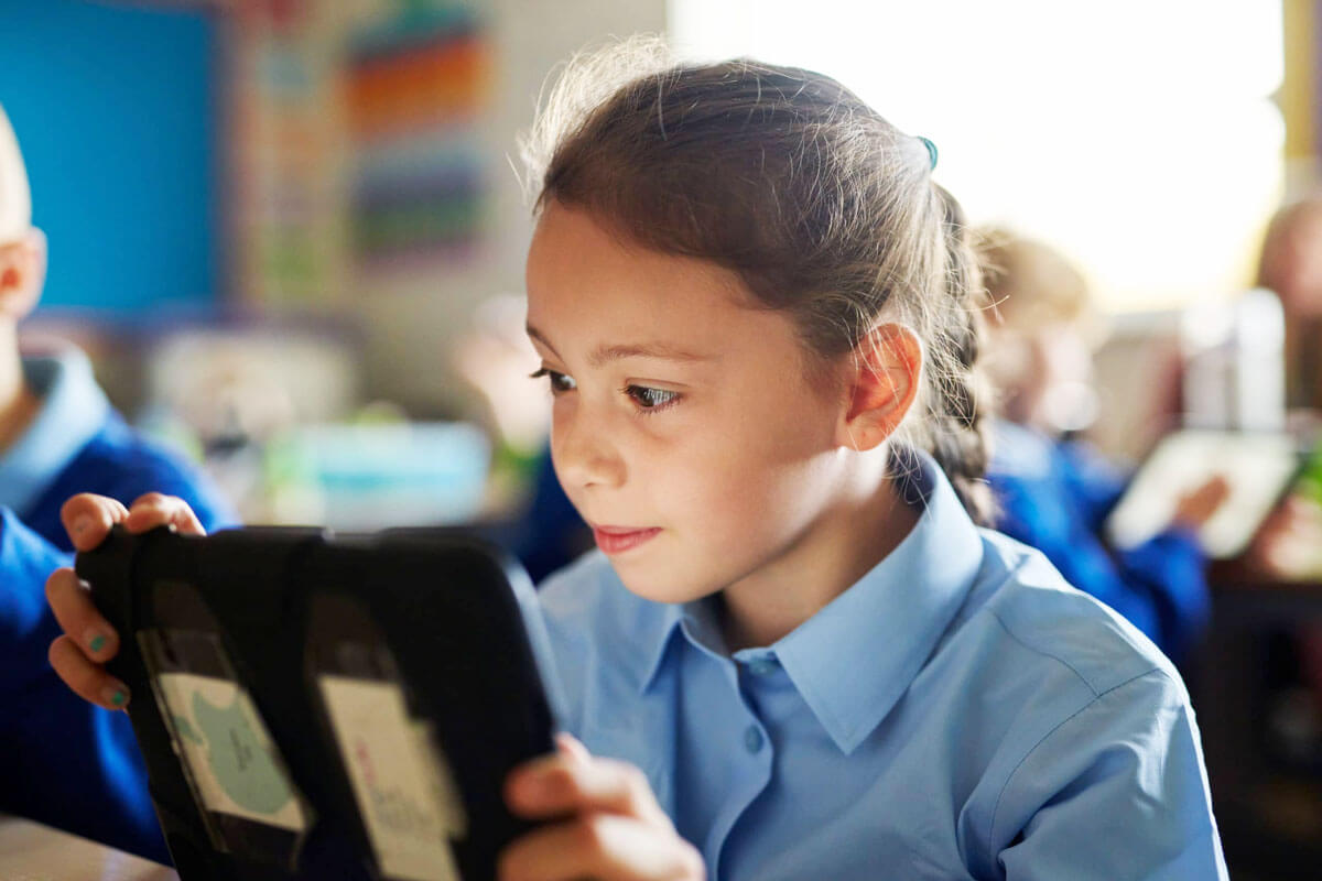 Apple Obsługuje Home Learning Video Series Education Learning