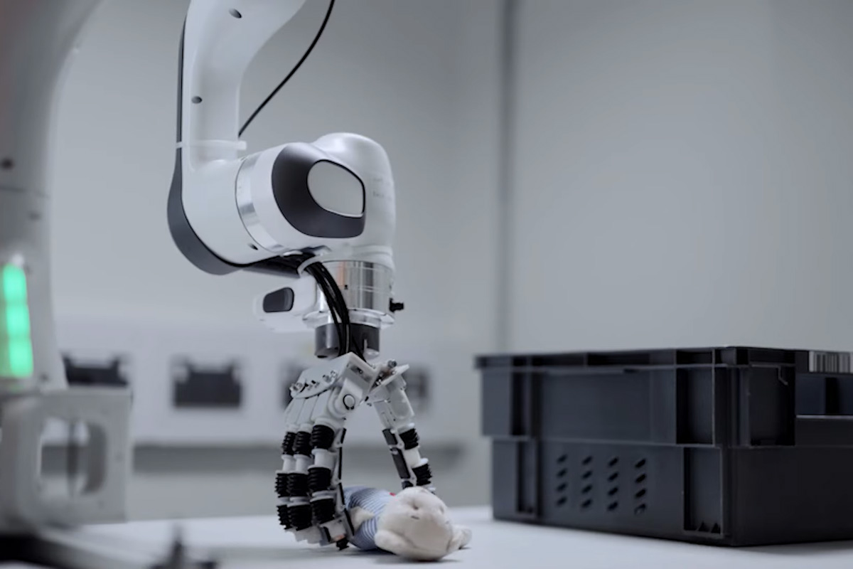 Dyson potajemnie opracowuje roboty brownie