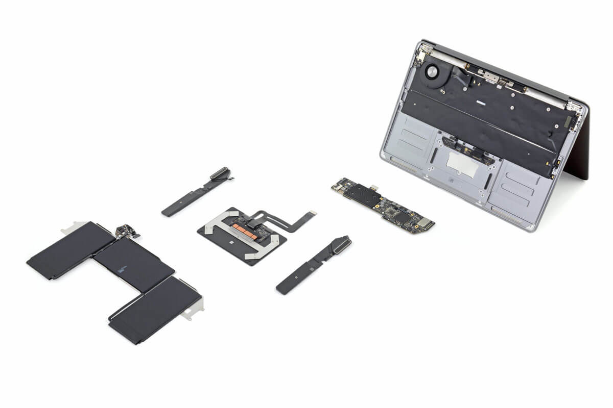 iFIXIT Zdemontowany MacBook Air 2020: Ocena konserwacji 4 10