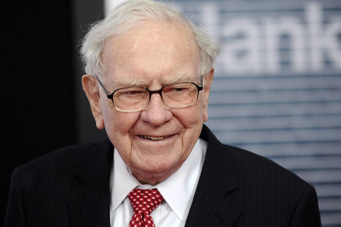 Inwestor Apple Warren Buffett w końcu idzie do iPhone