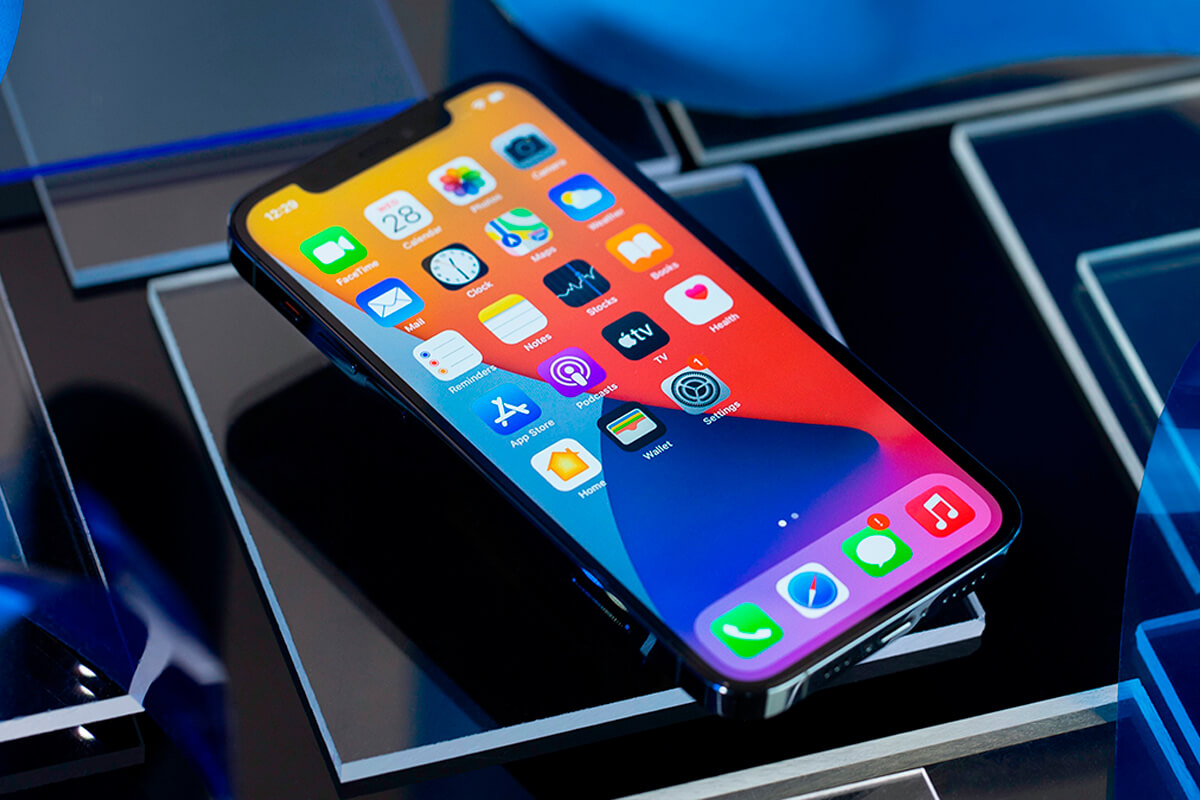 W iOS 14.2 występuje problem z szybkim rozładowaniem baterii iPhone