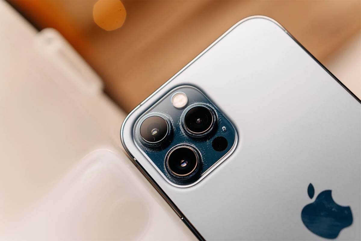 iOS 15 niezależnie usuwa blask na zdjęciu