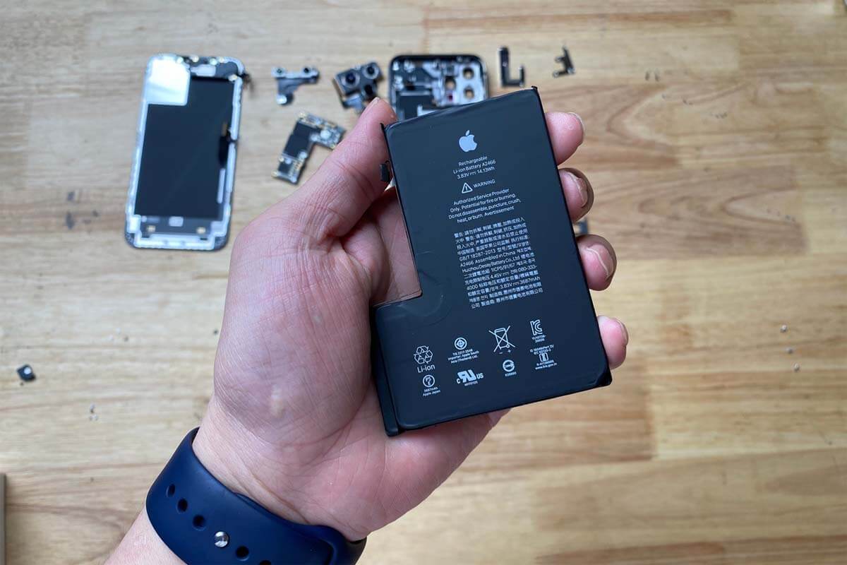 Nowy iPhone, iPad i MacBook Uzyskaj więcej czołowych baterii