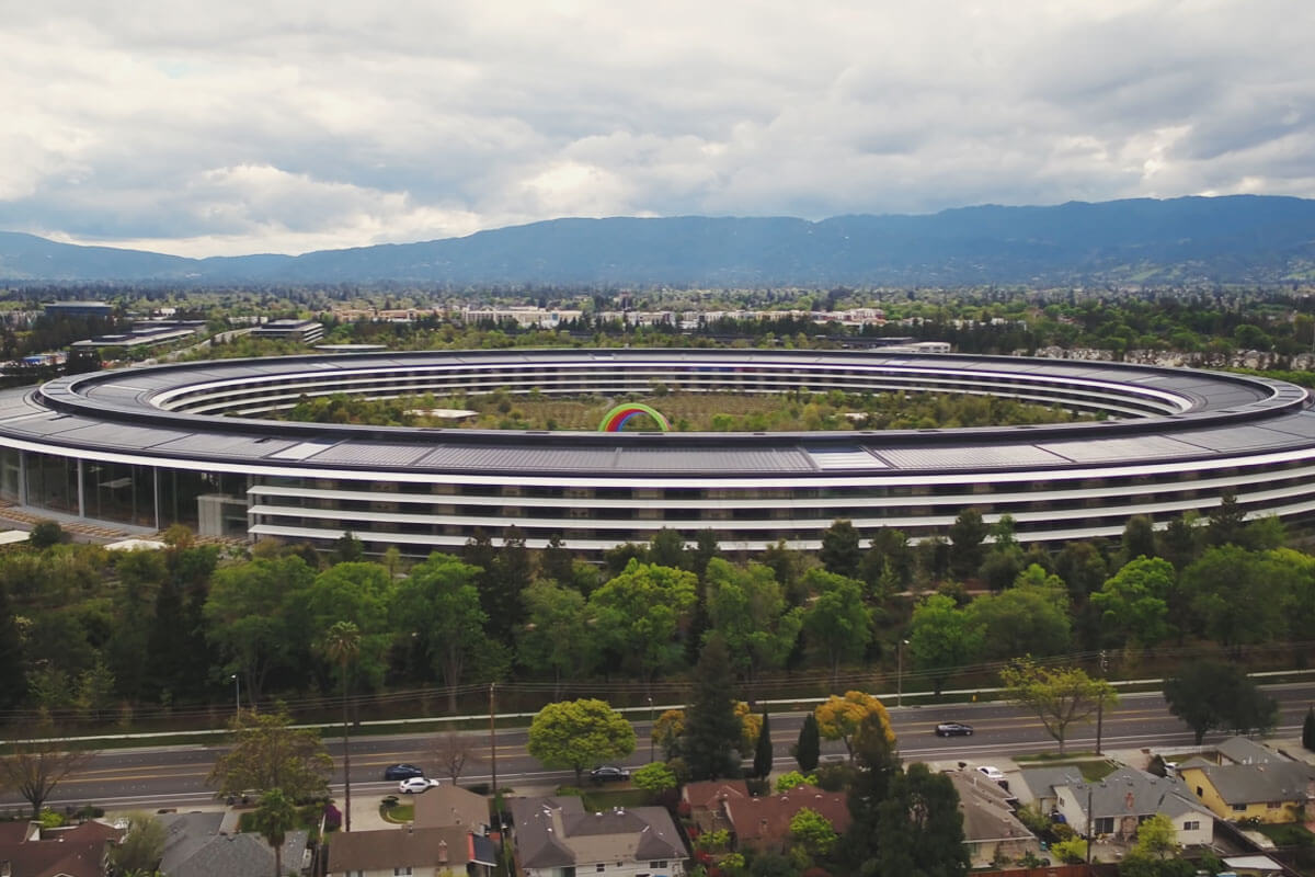 Co wygląda kampus jak Apple Park podczas Pandemii CoronaVirus