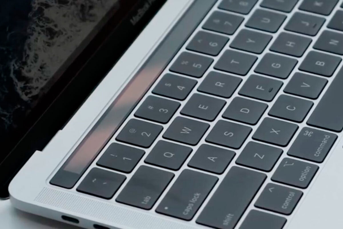 Firma Apple pracuje nad rozszerzeniem funkcjonalnego paska dotknij