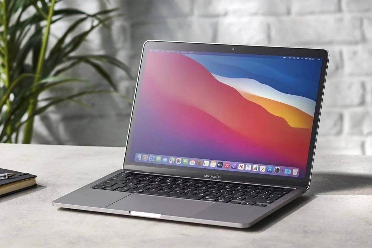 Analityk : MacBook Pro 2021 Ogłaszaj WWDC