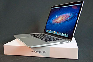 Apple przedstawia nowy monitor MacBook, IMAC i zewnętrzny
