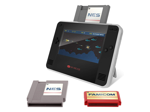 My Arcade Uruchomia przenośną konsolę z obsługą  wkłady retro retro