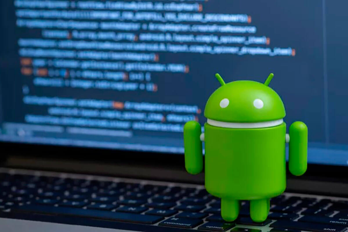 Ataki złośliwych aplikacji Enhanced na smartfony Android