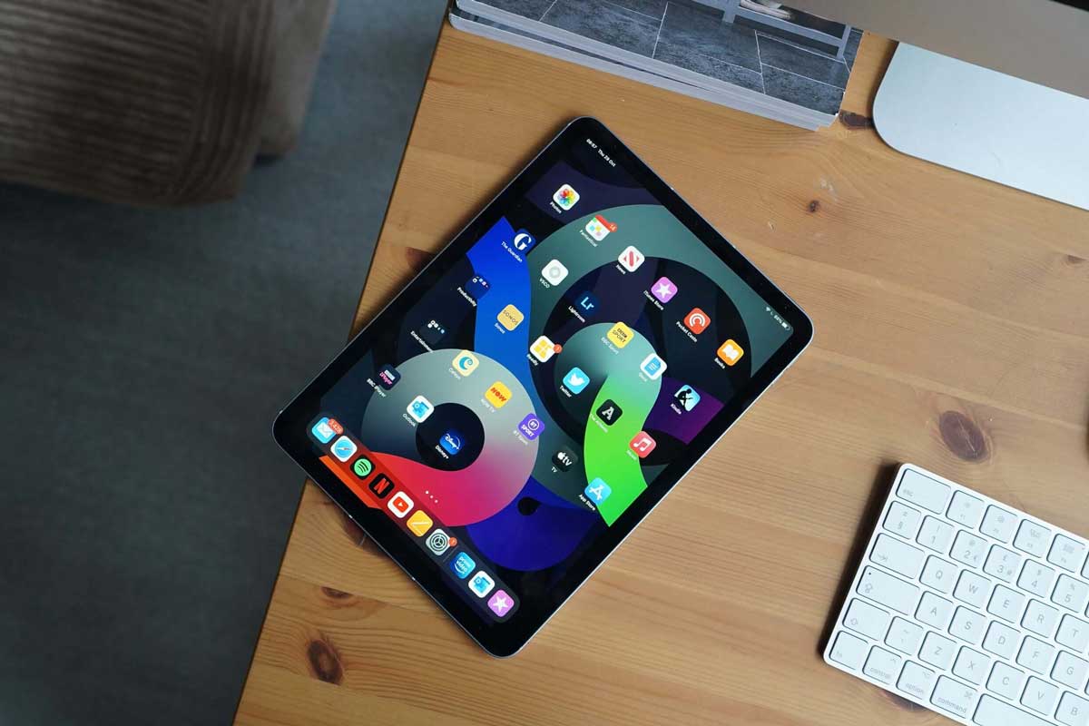 Apple zwolni nowy iPad AIR 2022 z aparatem " w centrum uwagi "