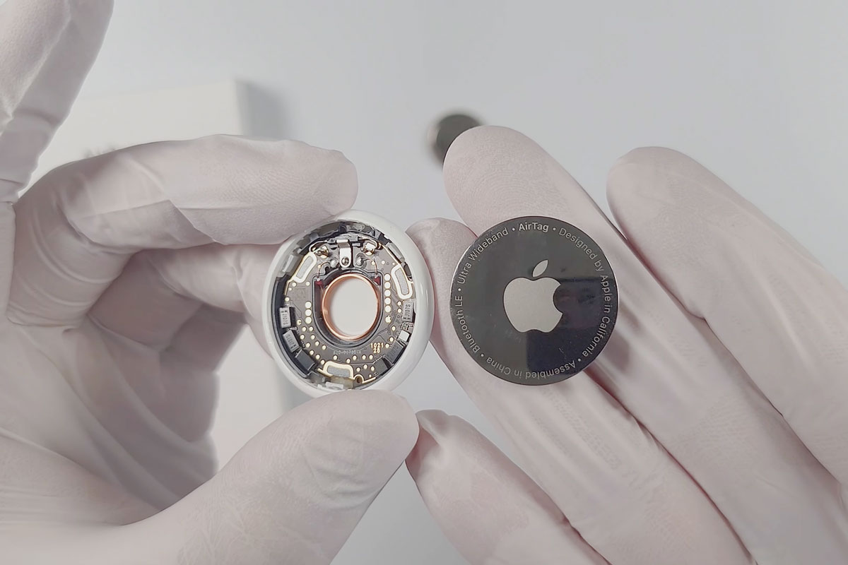 Japoński demontażowy brelok Apple Airtag