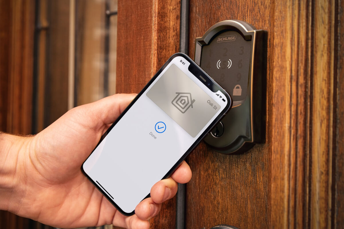Schlage wprowadzono inteligentny zamek z obsługą Apple HomeKey