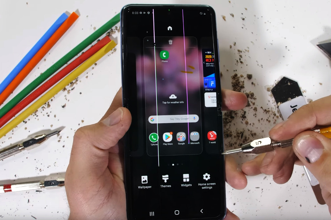 Ile kosztuje wymianę ekranu Galaxy z Flip