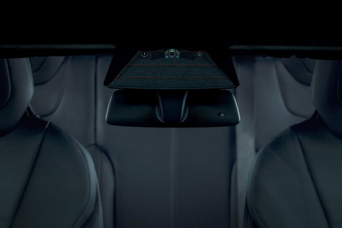 Tesla na autopilot obejmie sterowniki