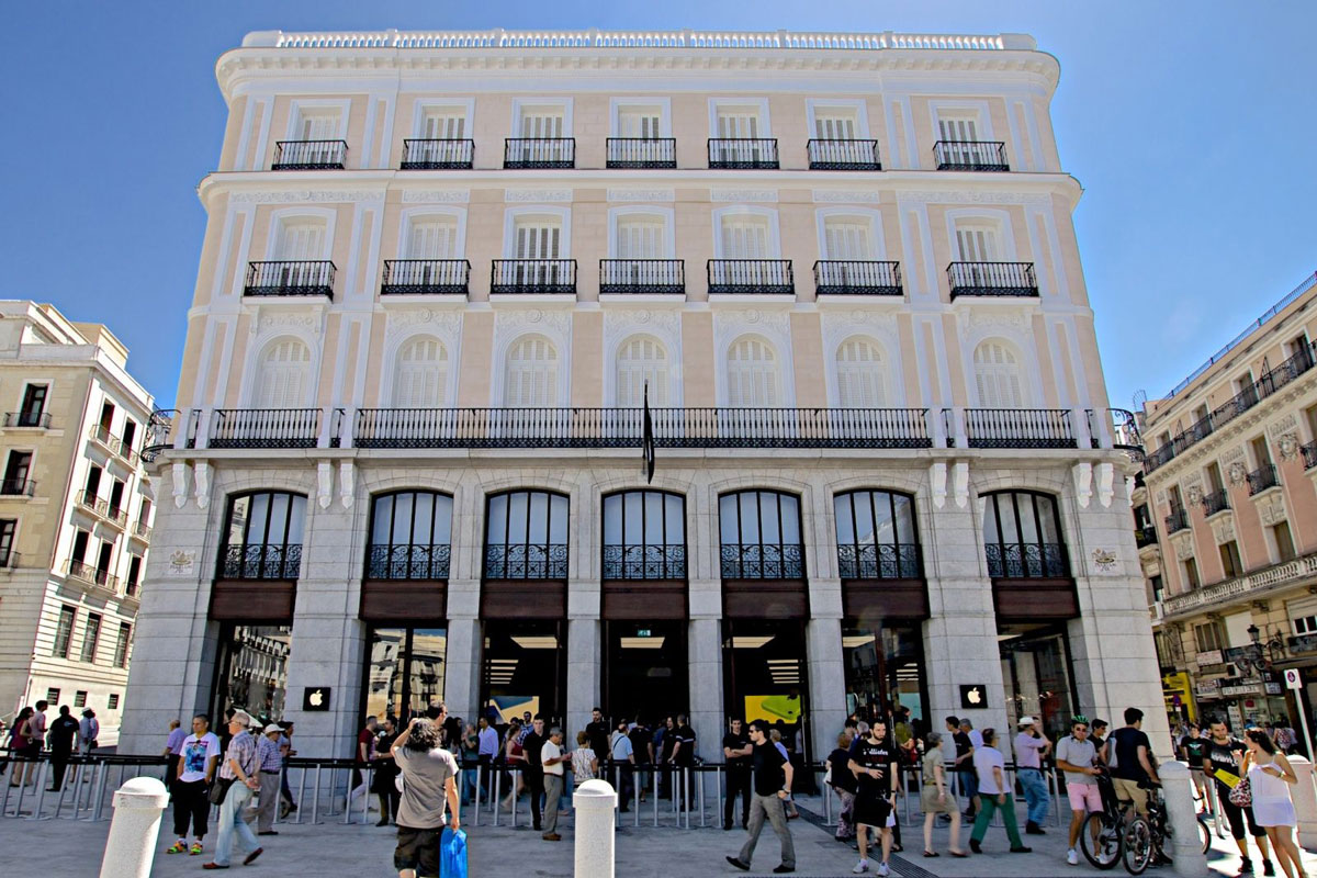 Apple zapewni trzy lata gwarancji na iPhone w Hiszpanii