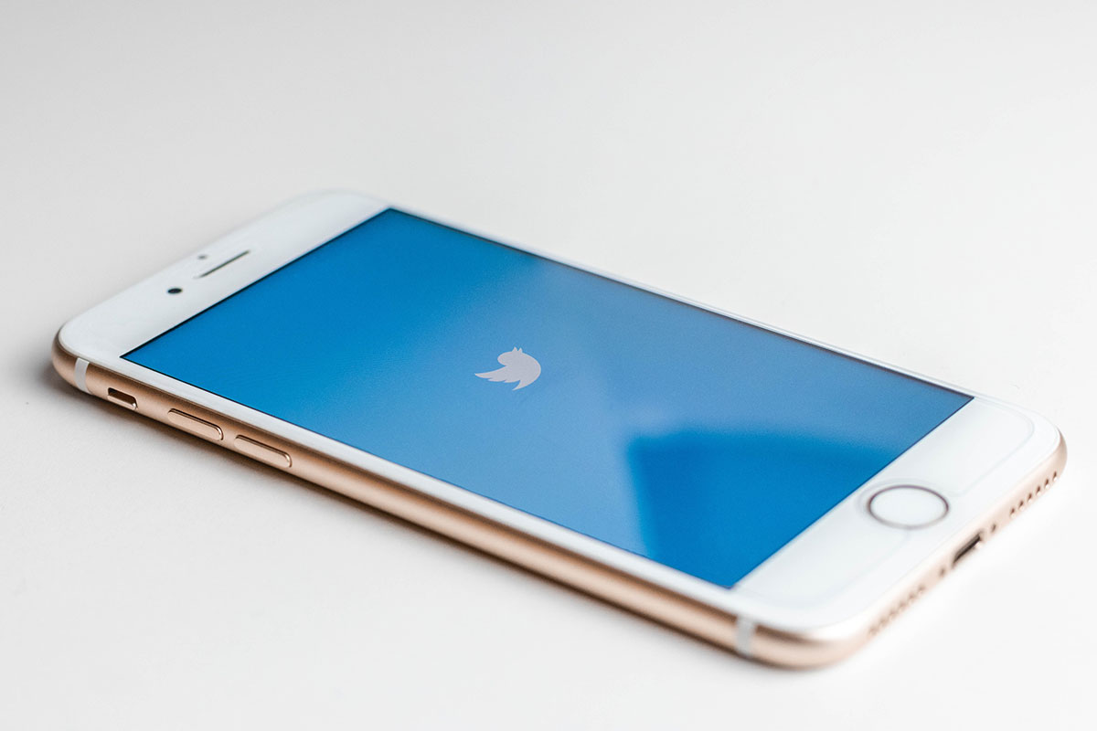 Twitter Reakcje testowe na Tweets z Emoji