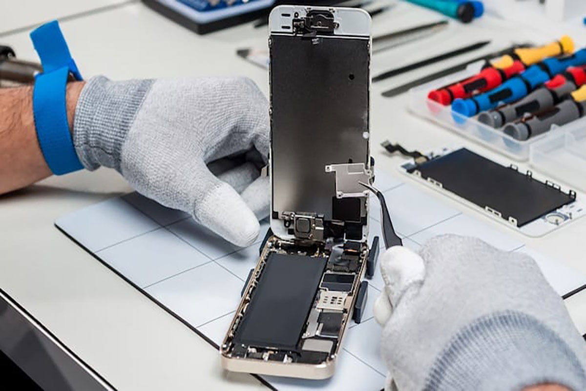 Jabłko niedobór wymiany iPhone i ich składniki