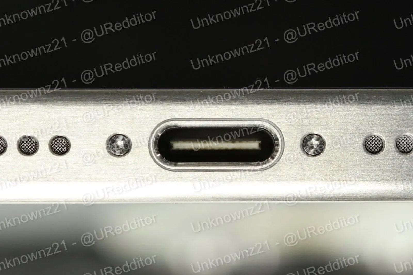 Do sieci wyciekły zdjęcia iPhone'a 15 Pro z Type-C
