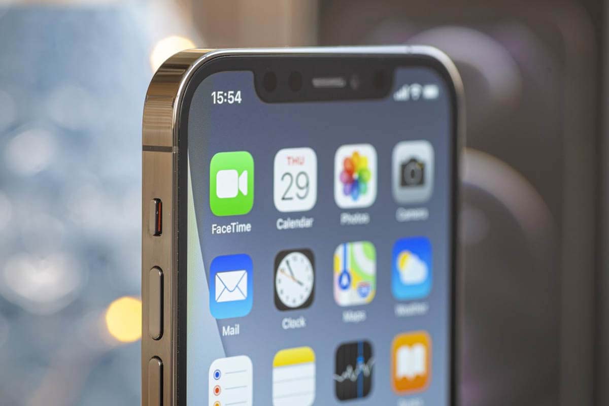 W iPhone 13 Apple Używa bardziej kompaktowego układu ID