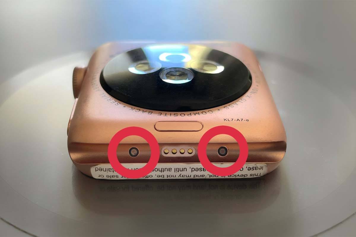 W prototypie Apple Watch Series 3 Znaleziono kontakty do inteligentnych bransoletek