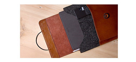 Skórzane etui d-park Postman Coffee dla Apple Macbook 12
