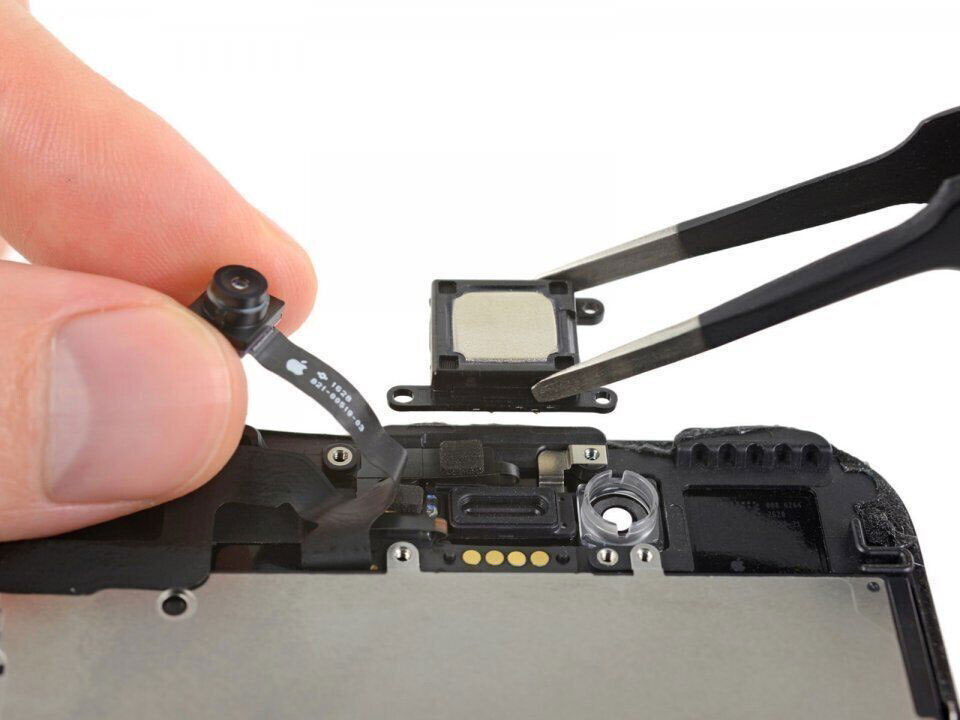 Wymiana głośnika rozmów iPhone 13